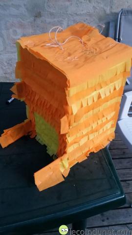 Pinata - Recouverte papier crépon Pinata - Recouverte papier crépon