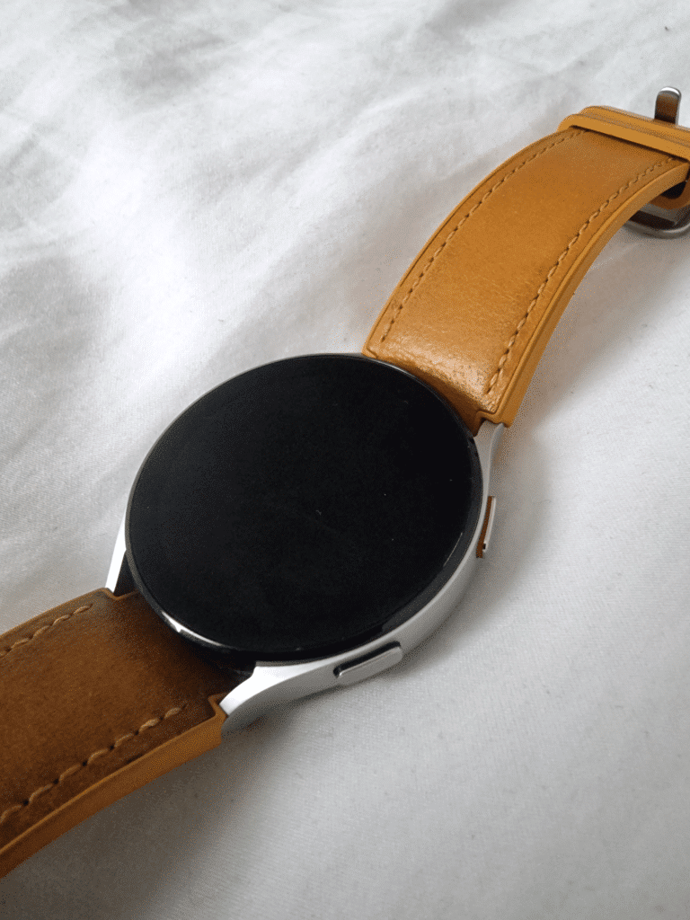 A quoi servent les boutons de la Galaxy Watch 4 ?