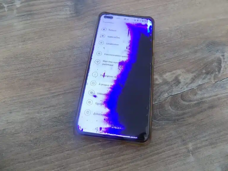 Écran cassé : 10 solutions pour récupérer les données de votre téléphone